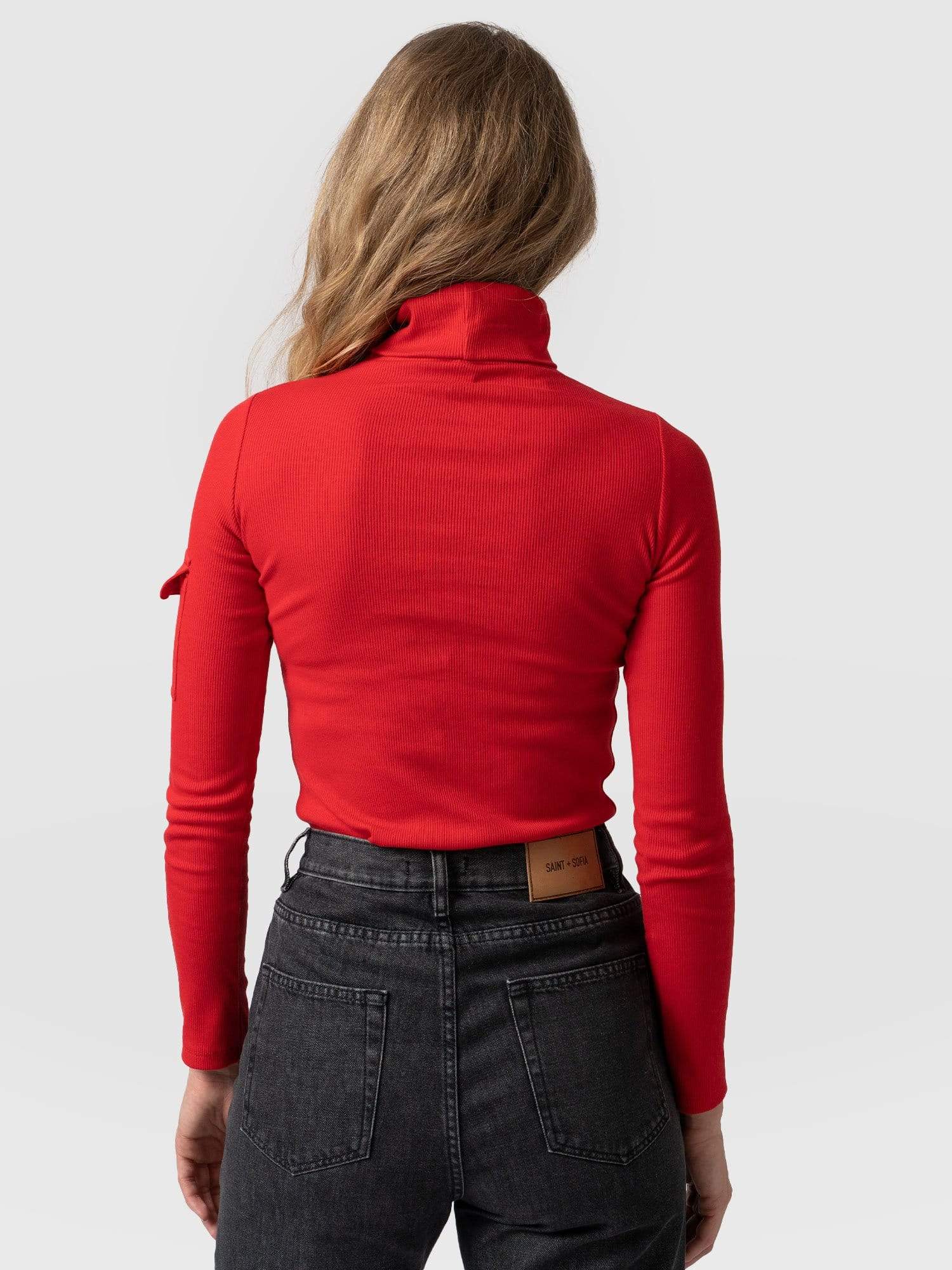 Pocket Roll Neck Red - Women's Jumpers | Saint + Sofia® EU